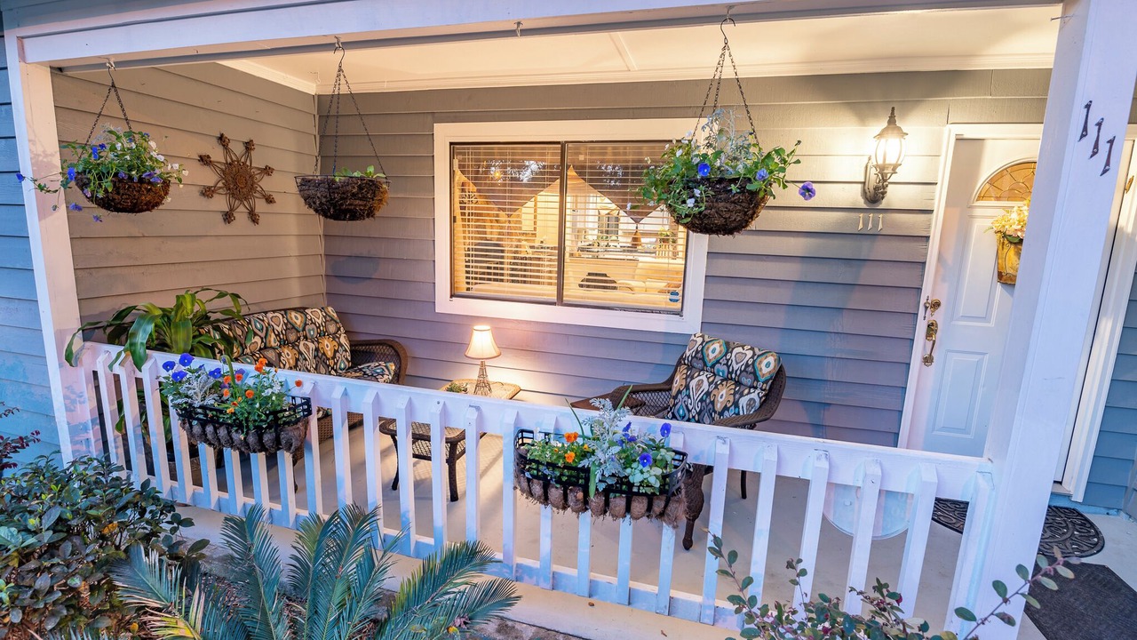 Photo of Patio Balcony in Summerville Historic District
