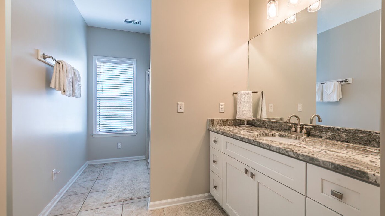 Photo of Bathroom in Port Royal Landing