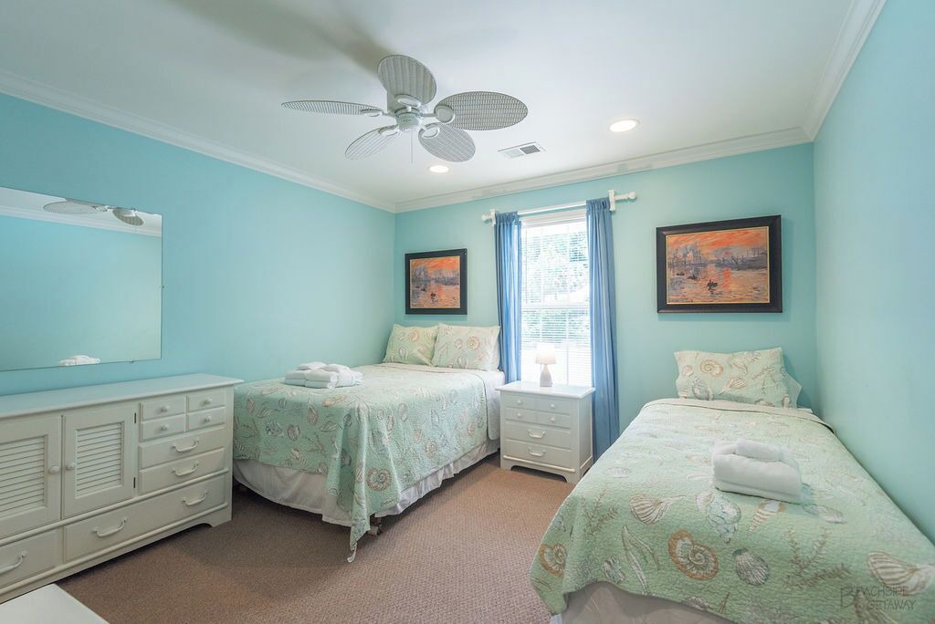 Photo of Bedroom in North Forest Beach