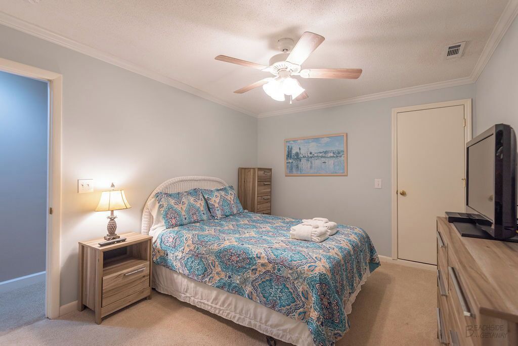 Photo of Bedroom in North Forest Beach