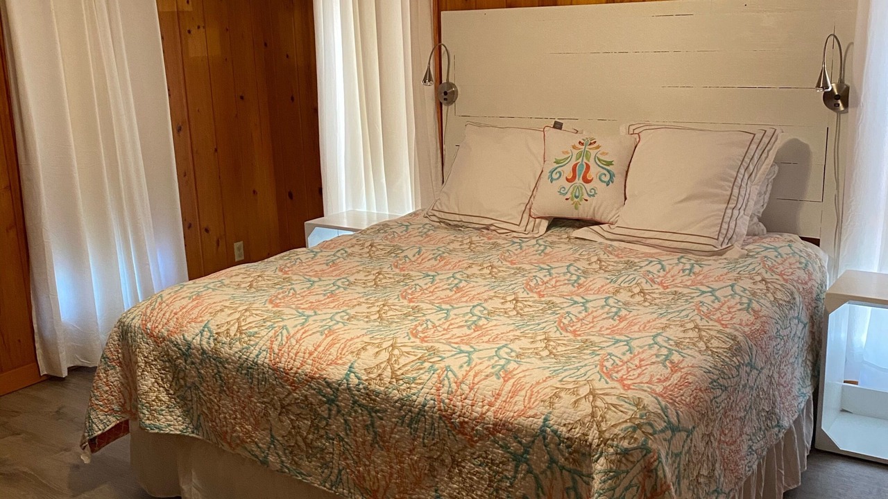 Photo of Bedroom in Edisto Island