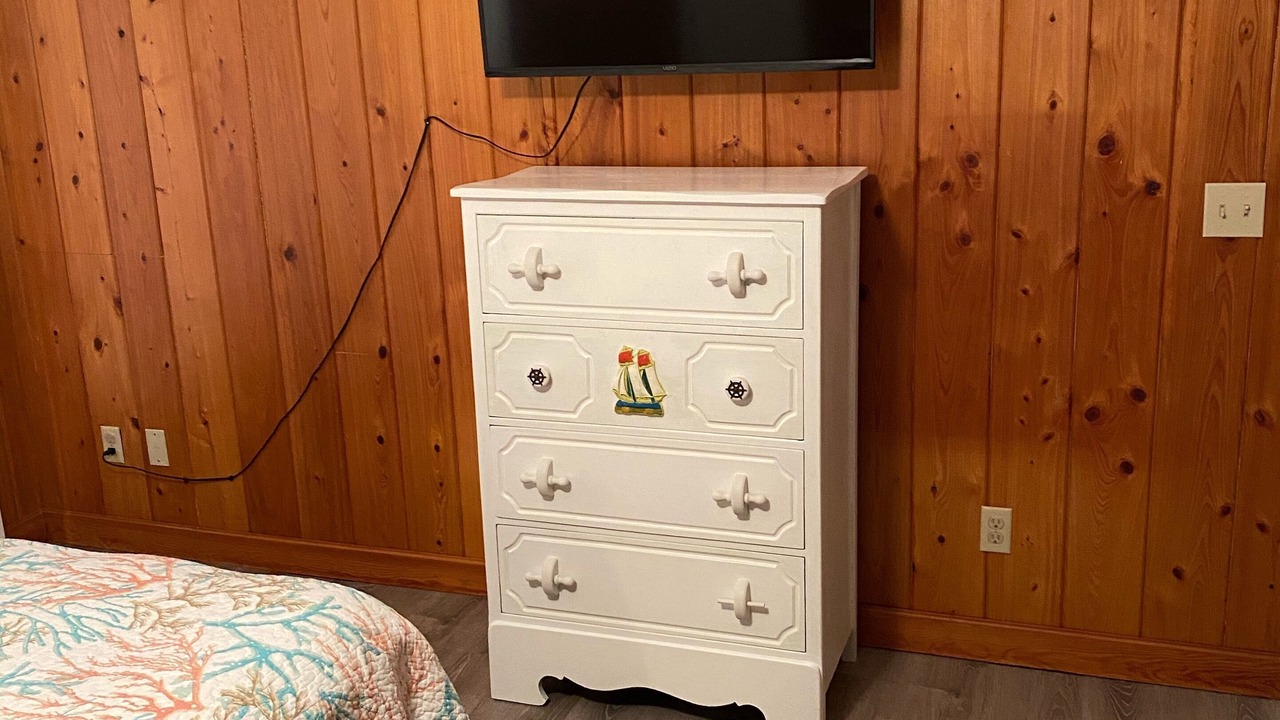 Photo of Bedroom in Edisto Island