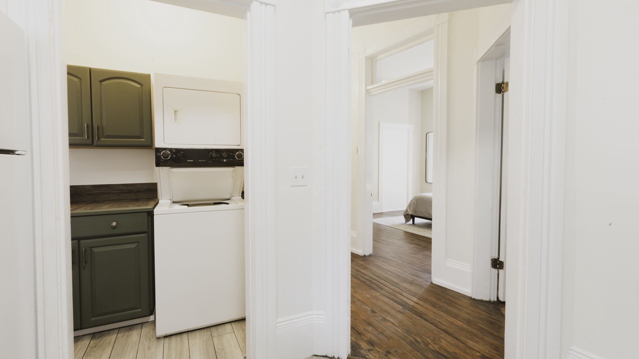 Photo of Bedroom in Savannah Victorian District