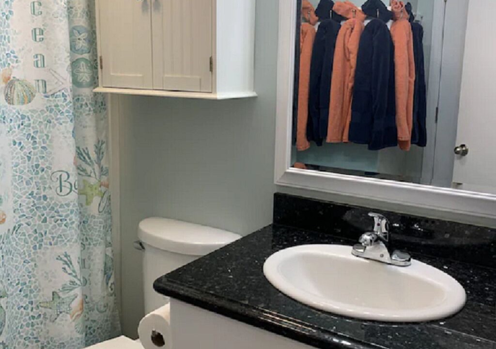Photo of Bathroom in Isle of Palms