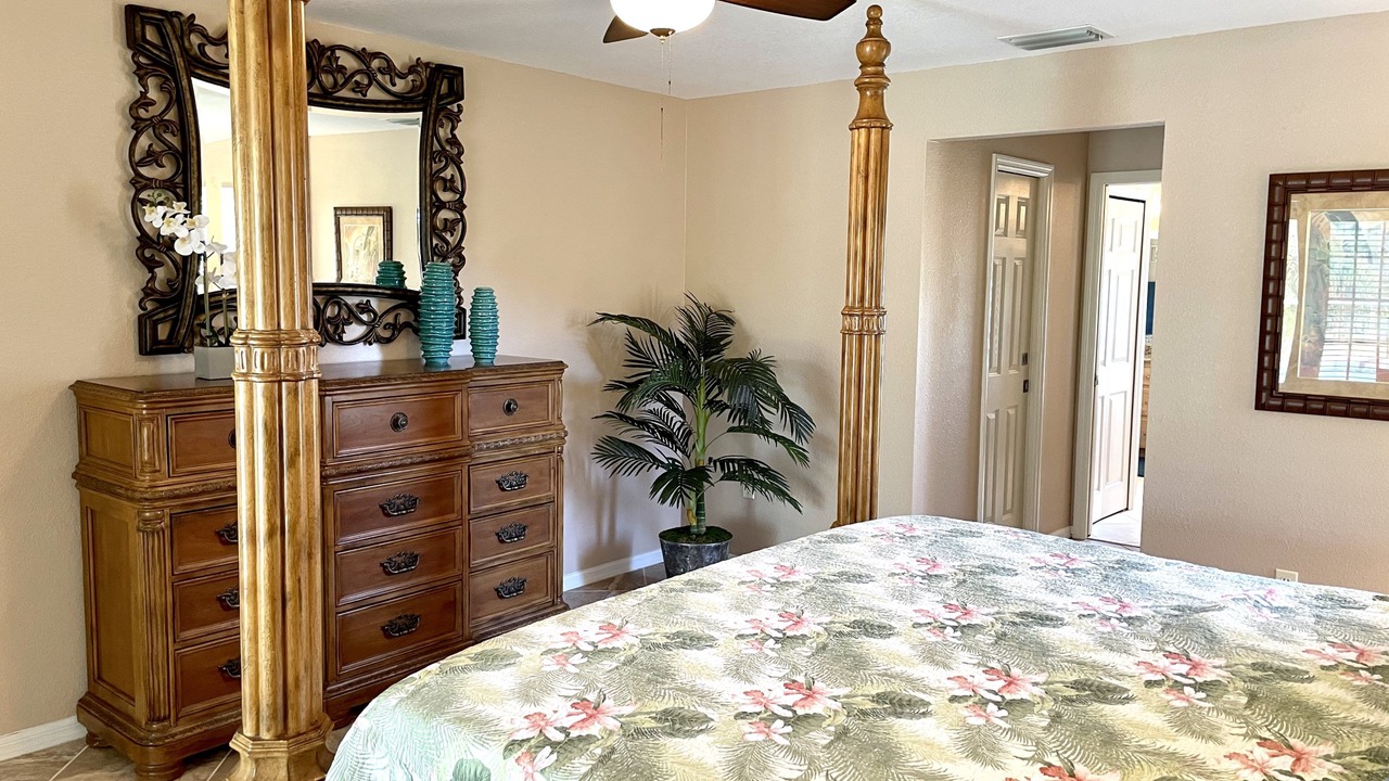 Photo of Bedroom in White Marsh