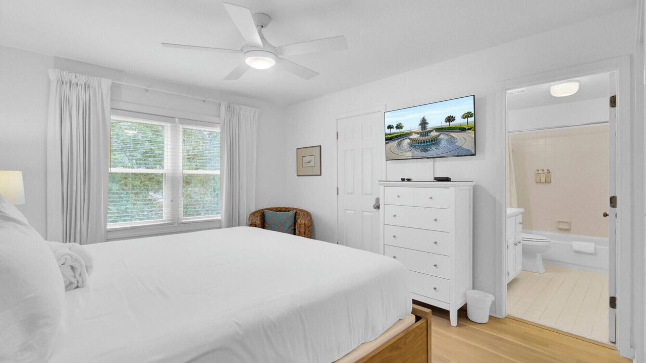 Photo of Bedroom in Pelican Bay