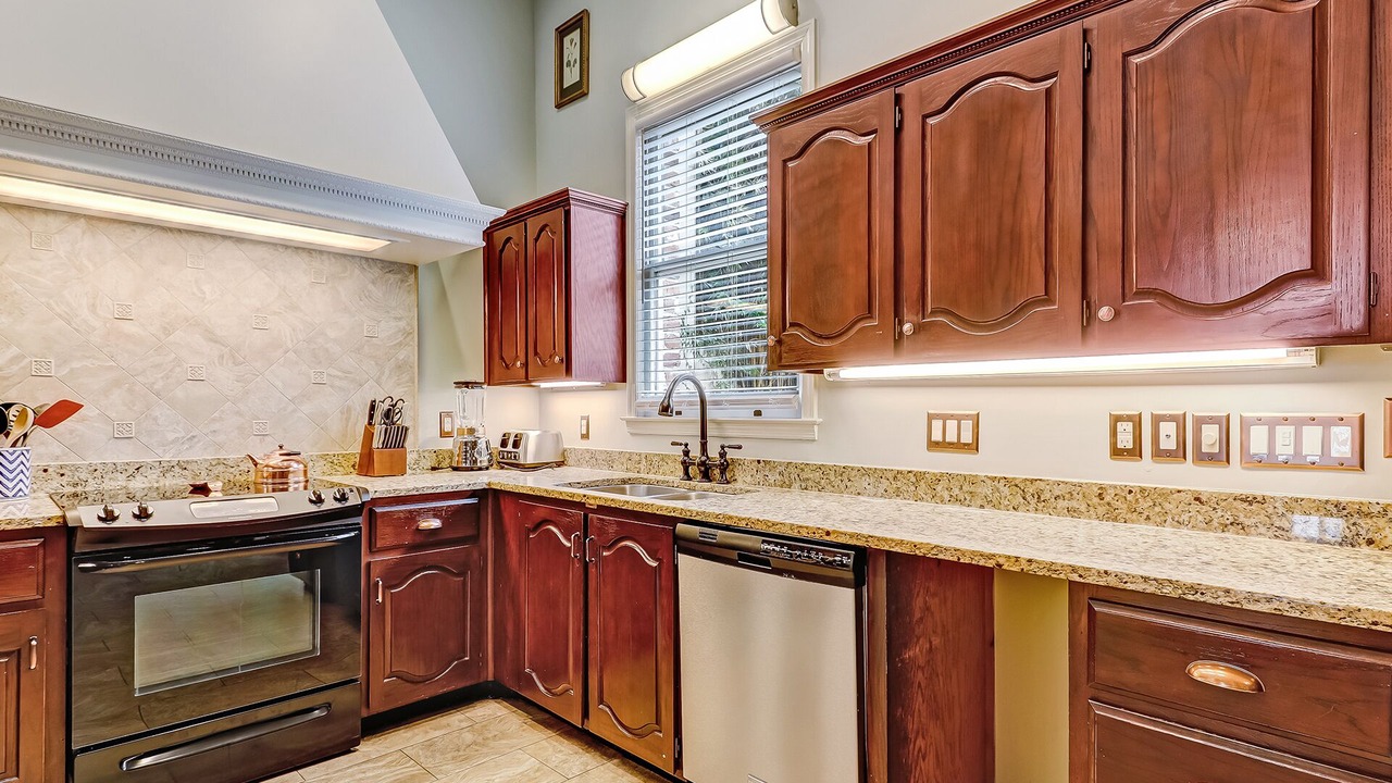 Photo of Kitchen in Historic District - North