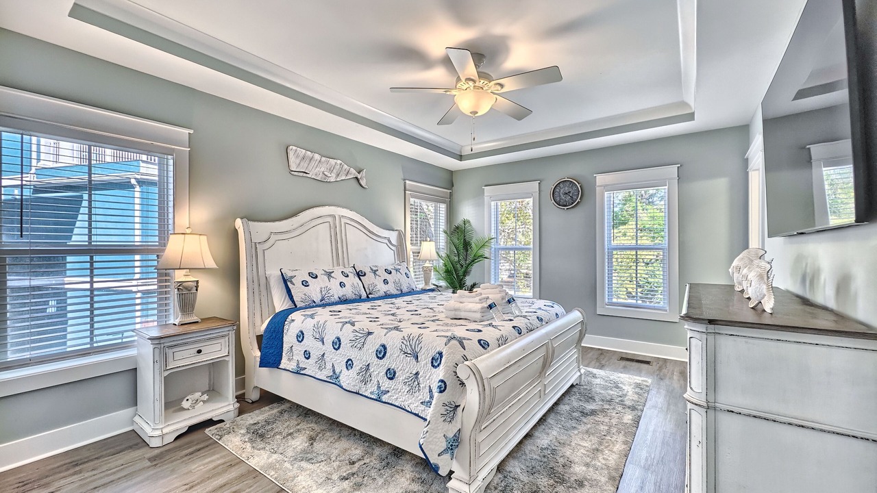 Photo of Bedroom in Folly Field