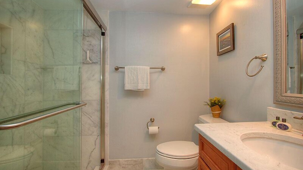 Photo of Bathroom in South Beach