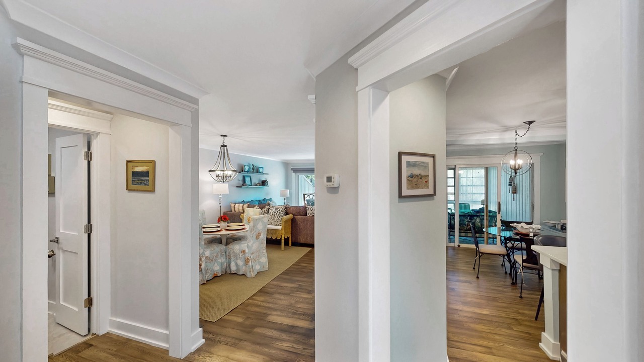 Photo of Livingroom in Isle of Palms