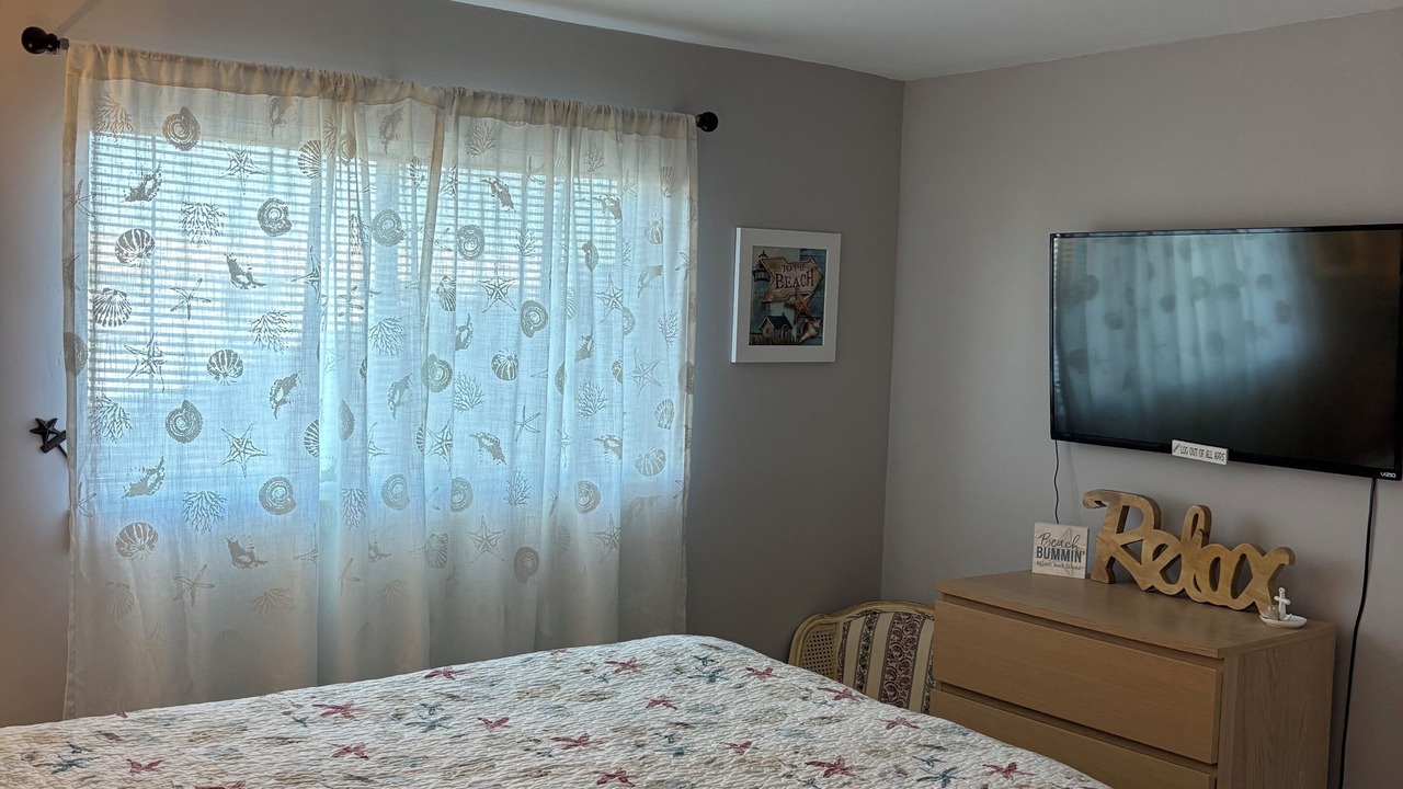 Photo of Bedroom in Palmetto Dunes