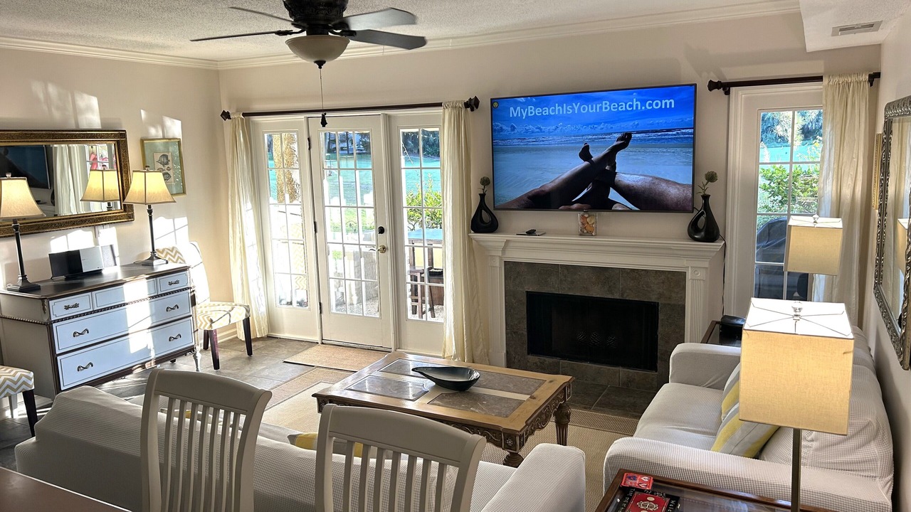 Photo of Bedroom in Shipyard Plantation