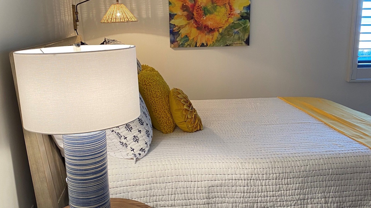 Photo of Bedroom in Folly Field
