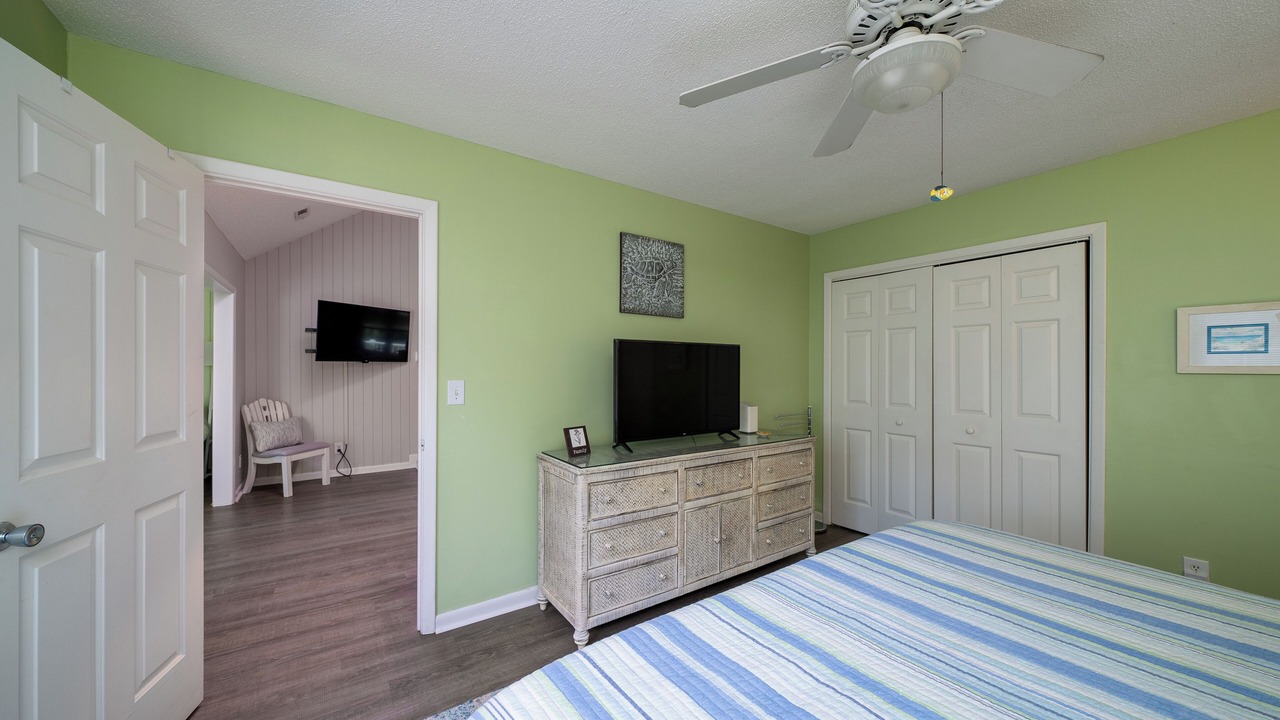 Photo of Bedroom in Tarpon Pond