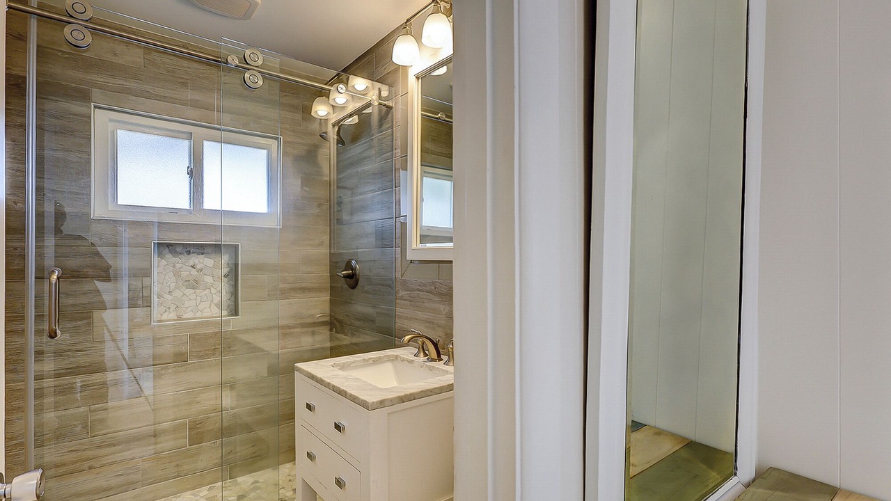 Photo of Bathroom in North Forest Beach