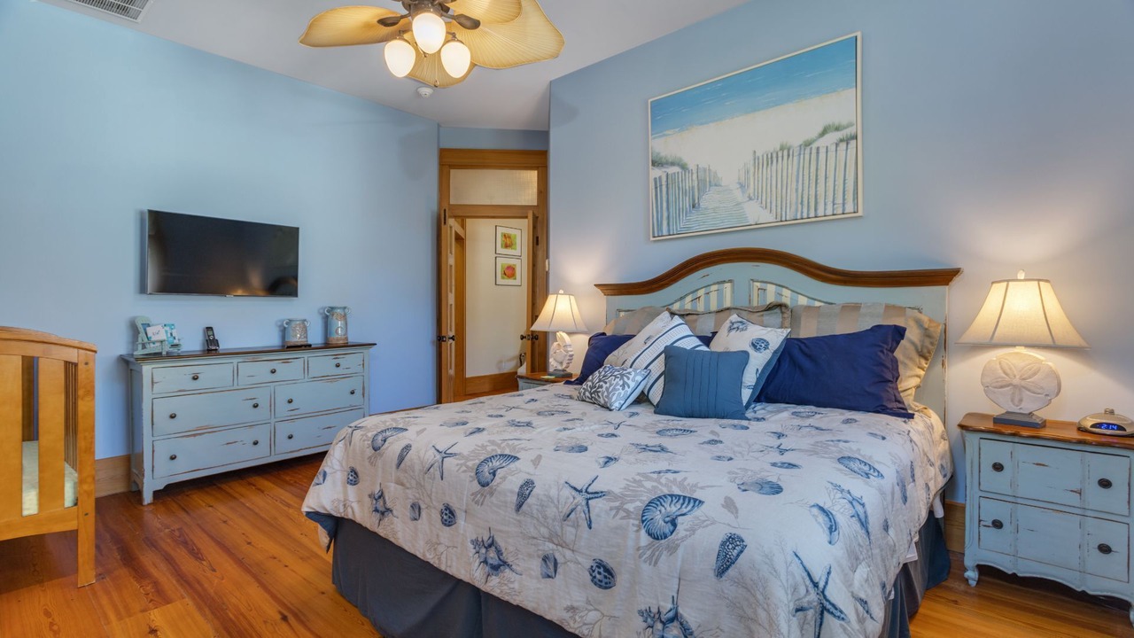 Photo of Bedroom in North Forest Beach