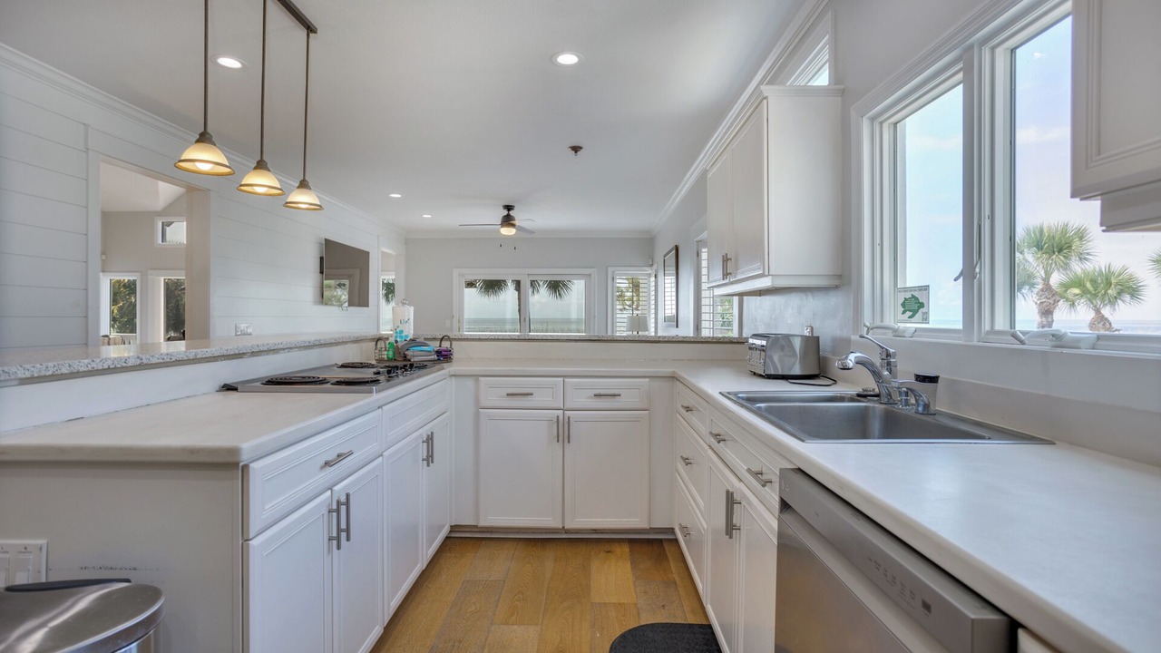 Photo of Kitchen in North Forest Beach