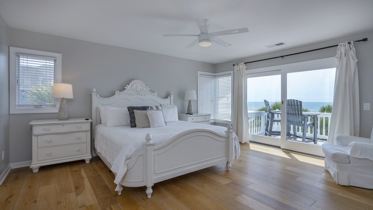 Photo of Bedroom in North Forest Beach
