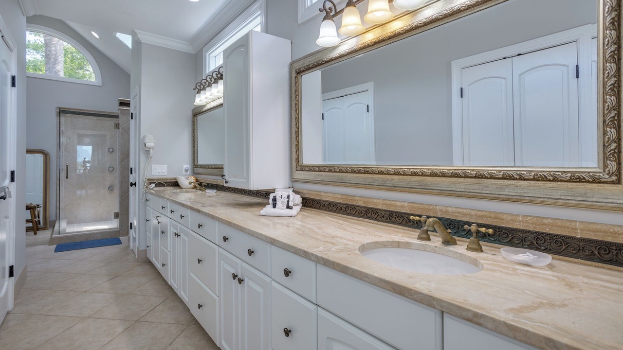 Photo of Bathroom in North Forest Beach