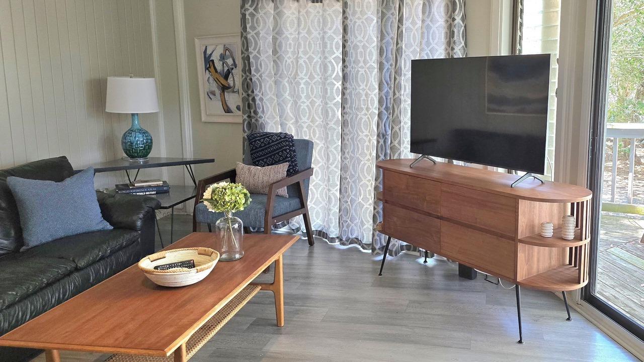 Photo of Livingroom in Seabrook Island