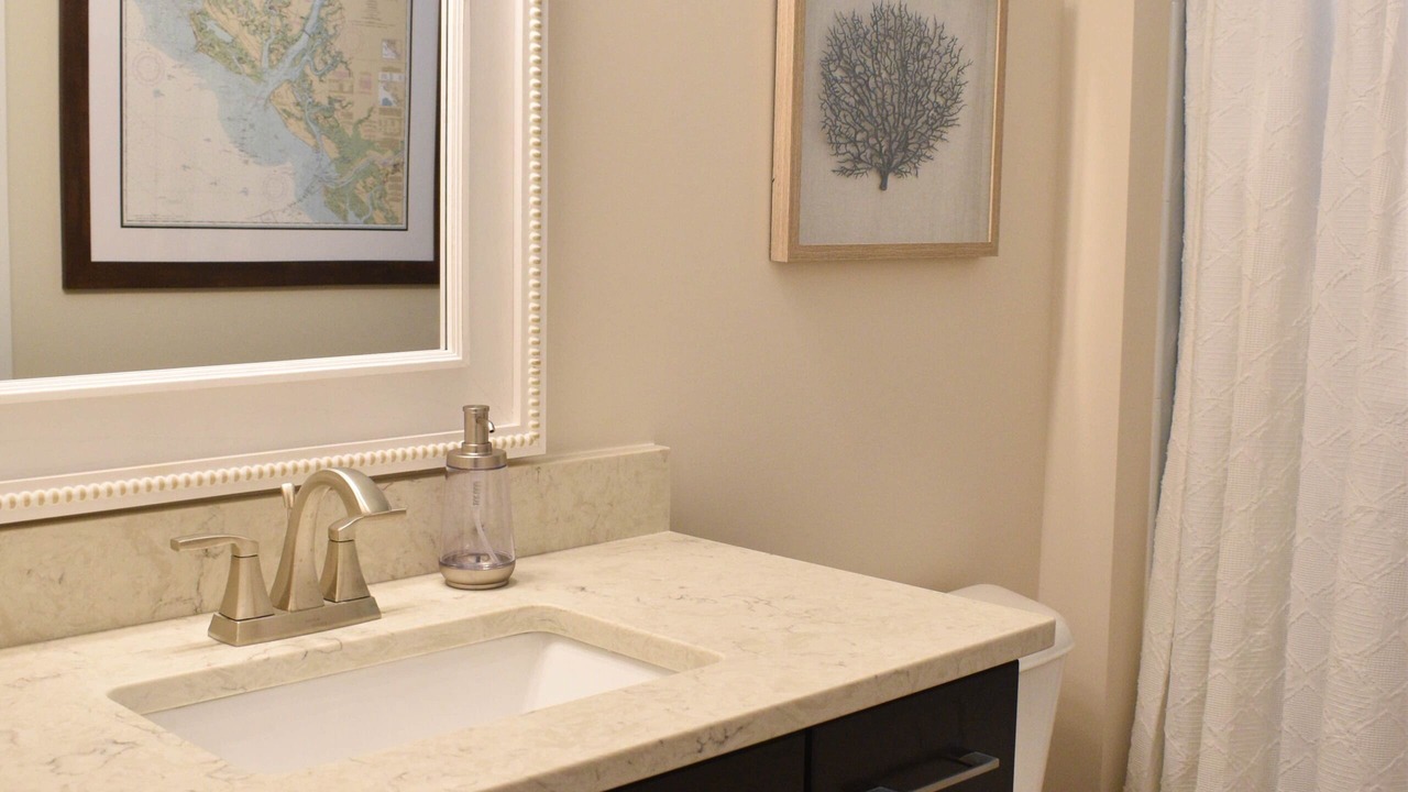 Photo of Bathroom in Folly Field