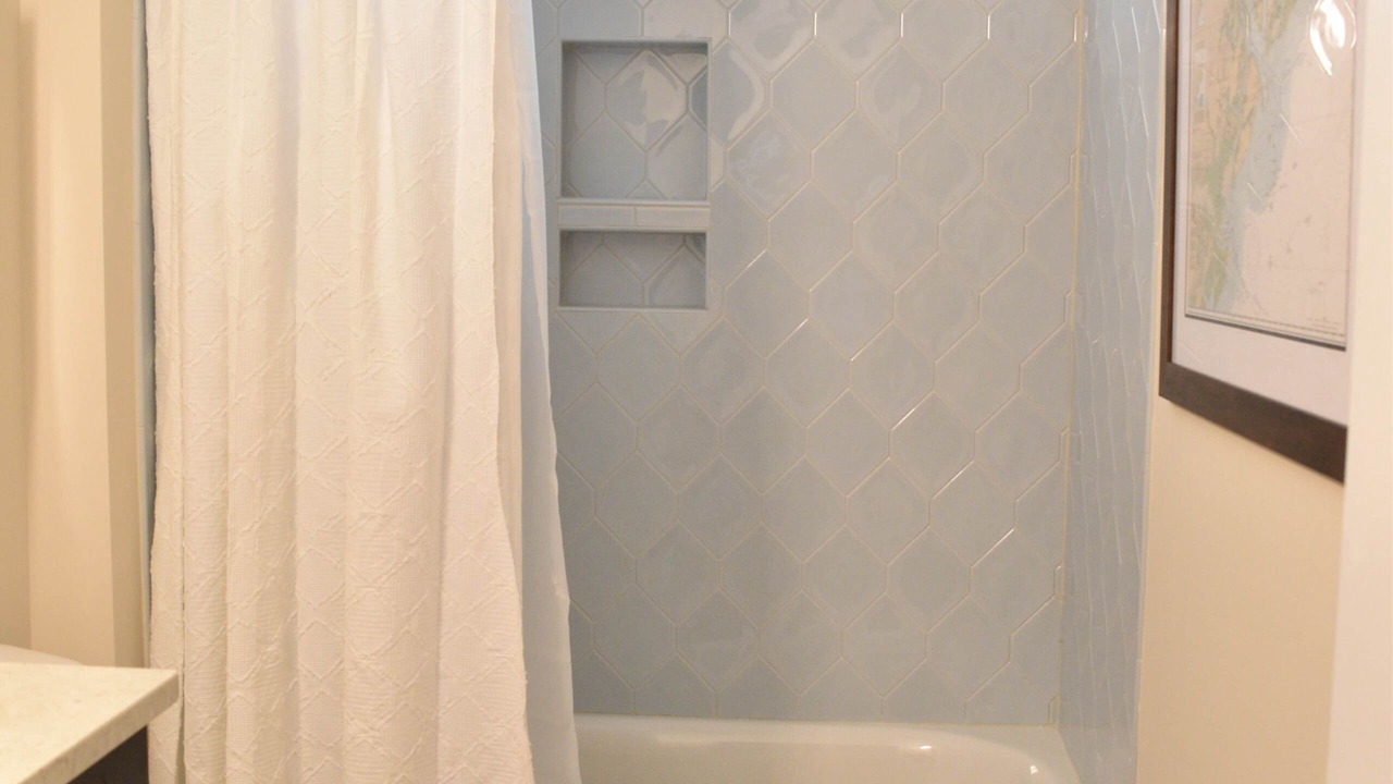 Photo of Bathroom in Folly Field