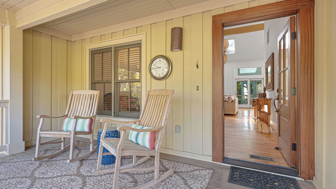 Photo of Patio Balcony in Beach Lagoon