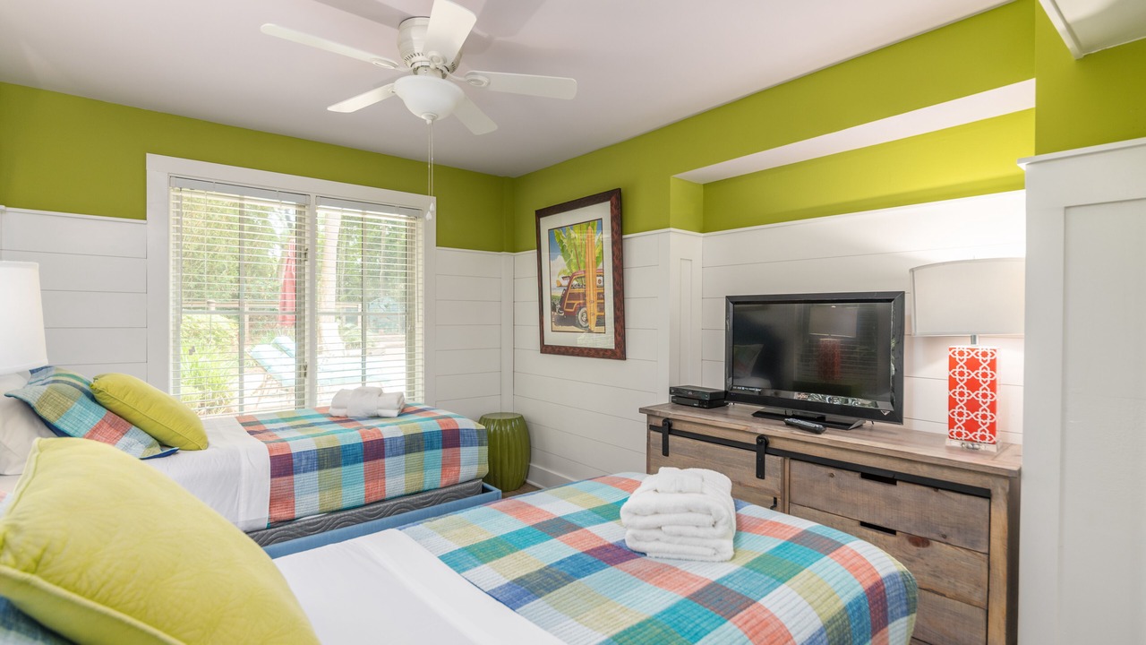 Photo of Bedroom in Beach Lagoon