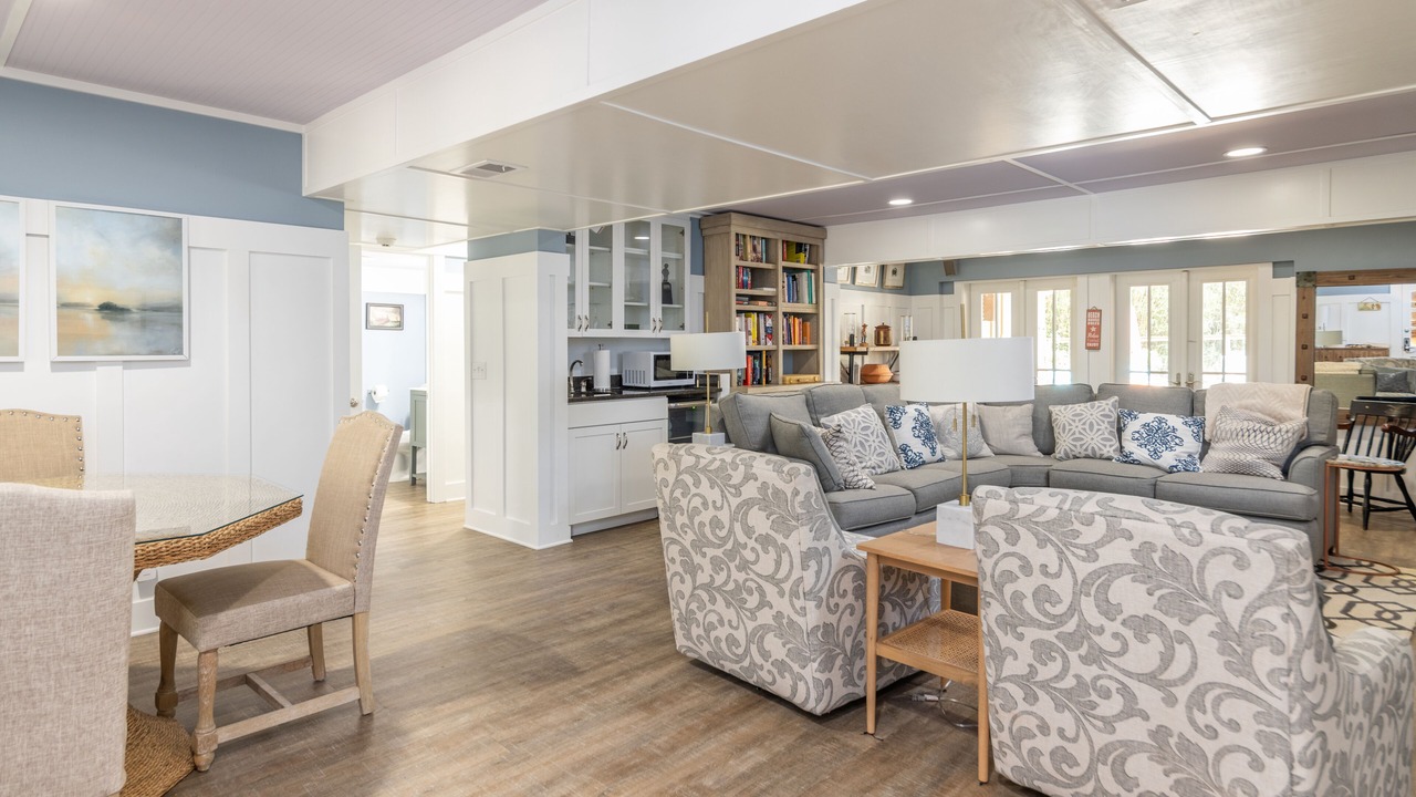 Photo of Livingroom in Beach Lagoon