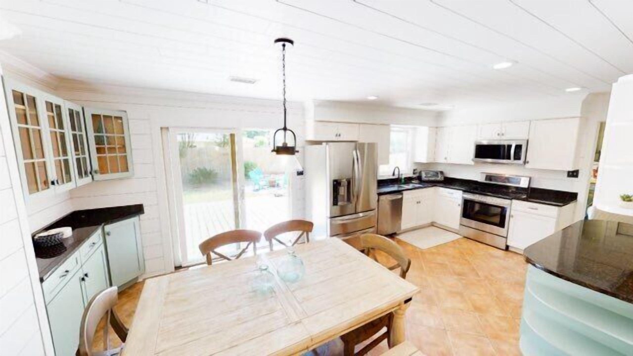 Photo of Kitchen in Folly Field