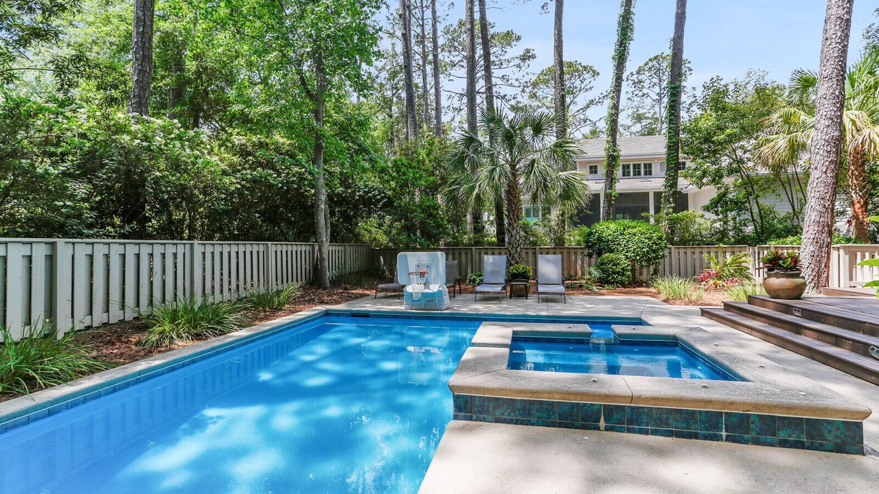 Photo of Outdoor in Heritage Woods