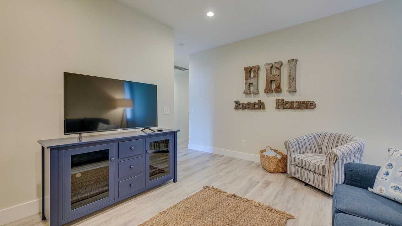 Photo of Bedroom in North Forest Beach