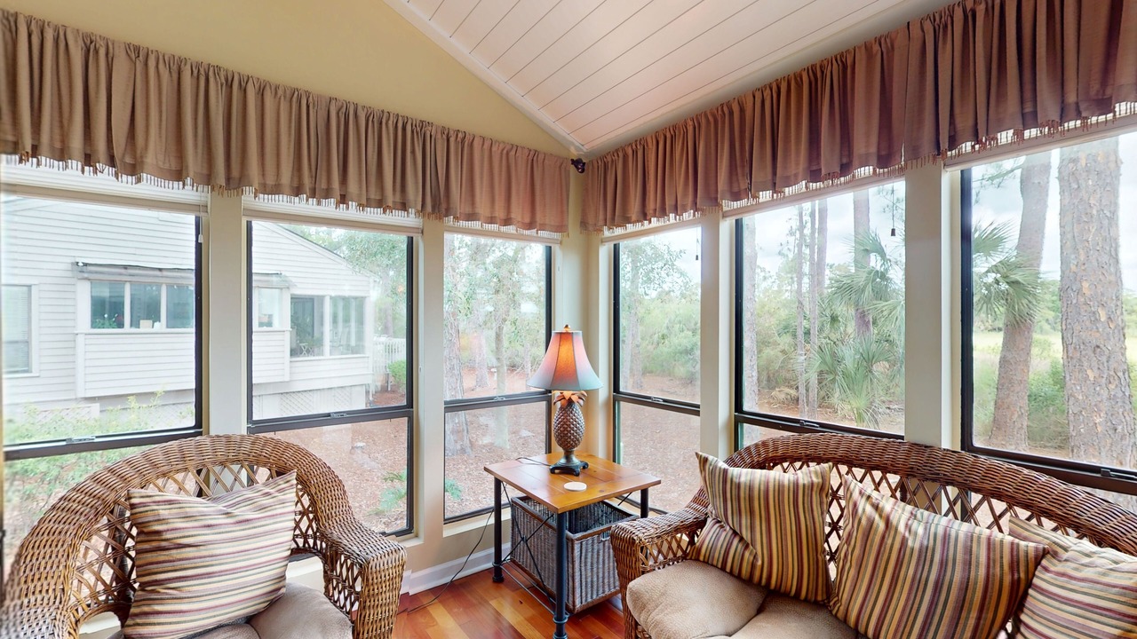 Photo of Livingroom in Sea Pines