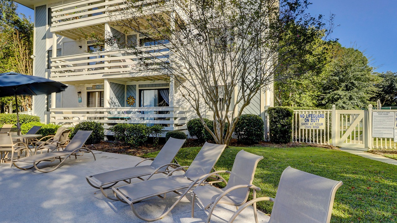 Photo of Outdoor in Folly Field