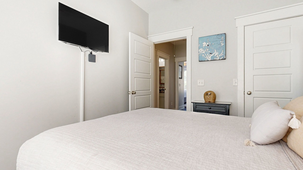 Photo of Bedroom in Historic Downtown Savannah