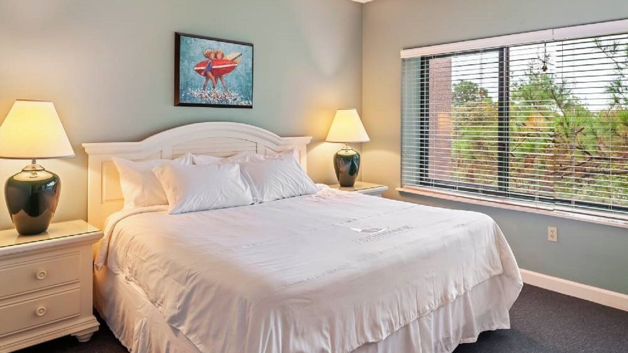 Photo of Bedroom in Shipyard Plantation