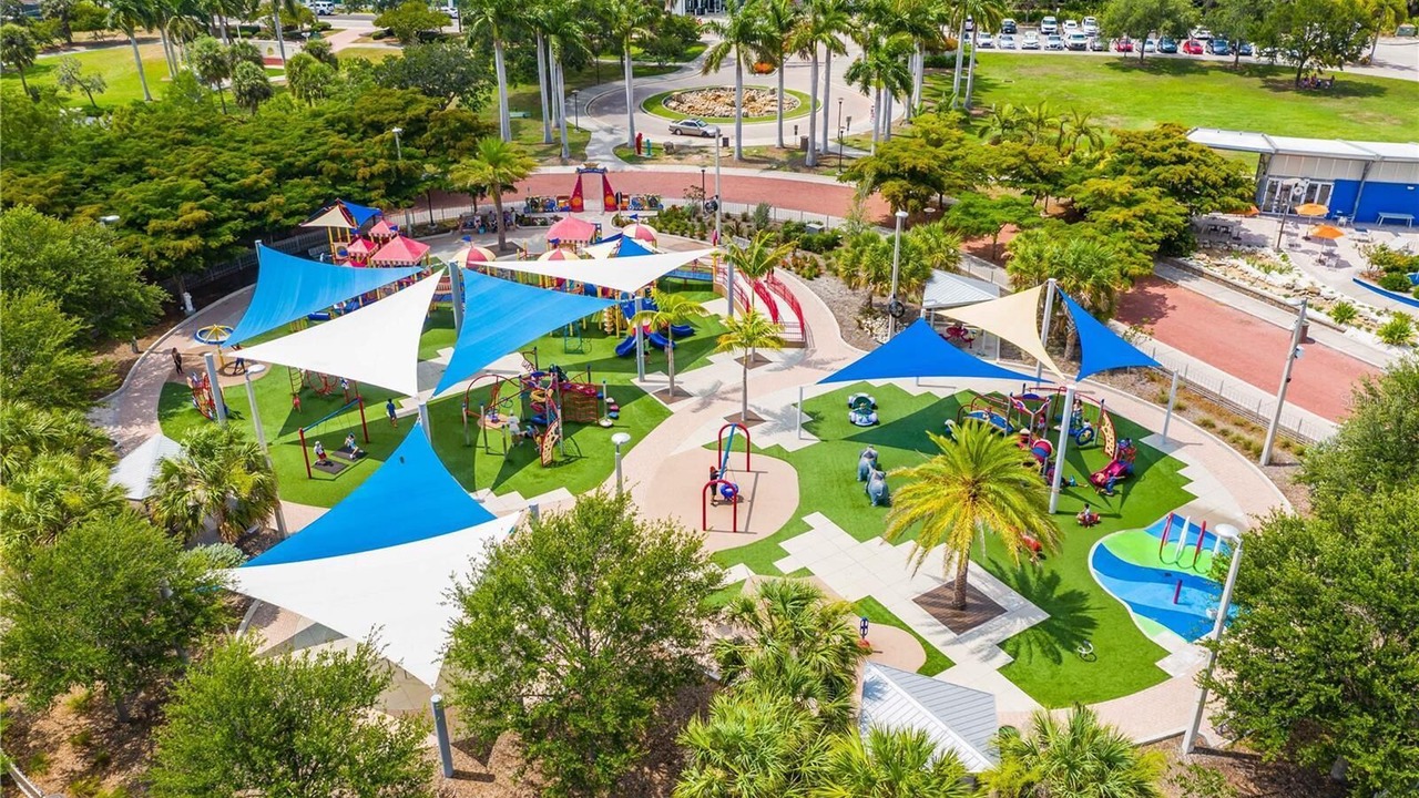 Photo of Others in Alta Vista
