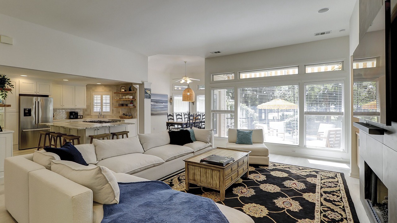 Photo of Livingroom in Shipyard Plantation