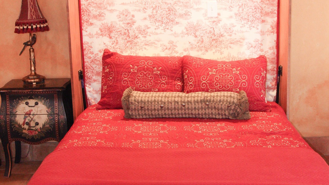 Photo of Bedroom in Summerville Historic District