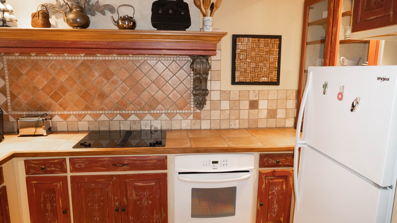Photo of Kitchen in Summerville Historic District