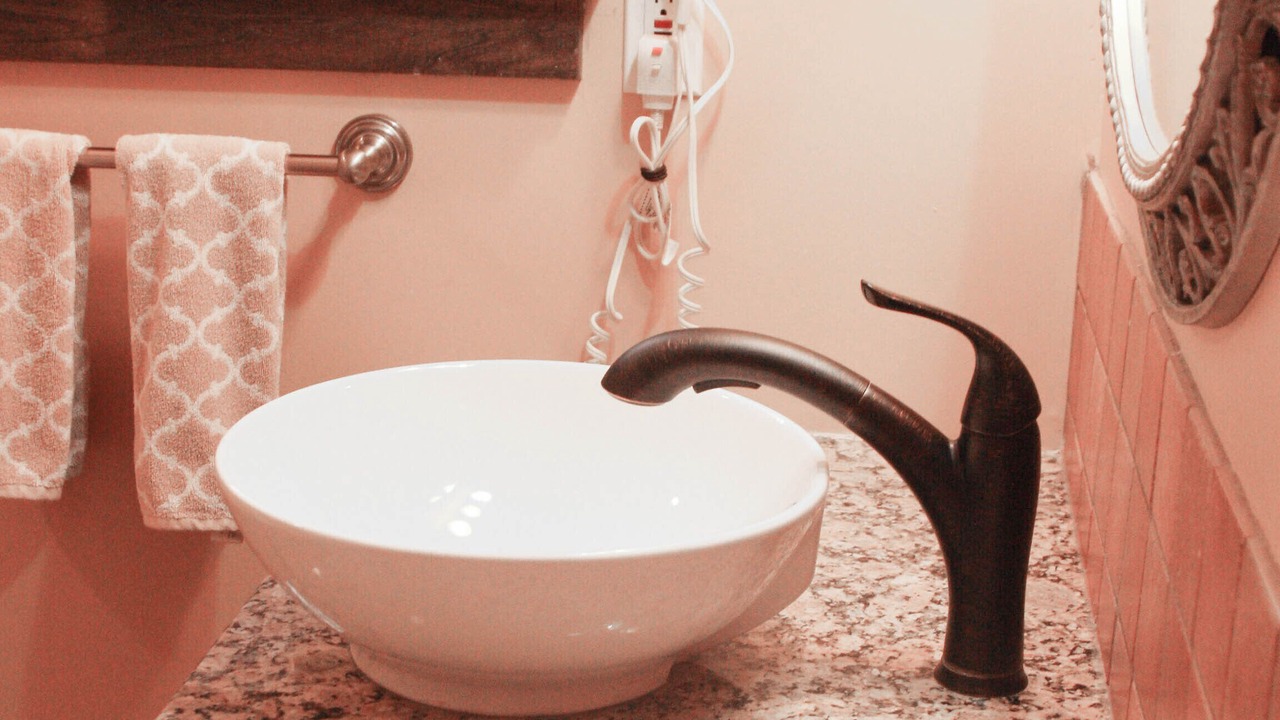Photo of Bathroom in Summerville Historic District