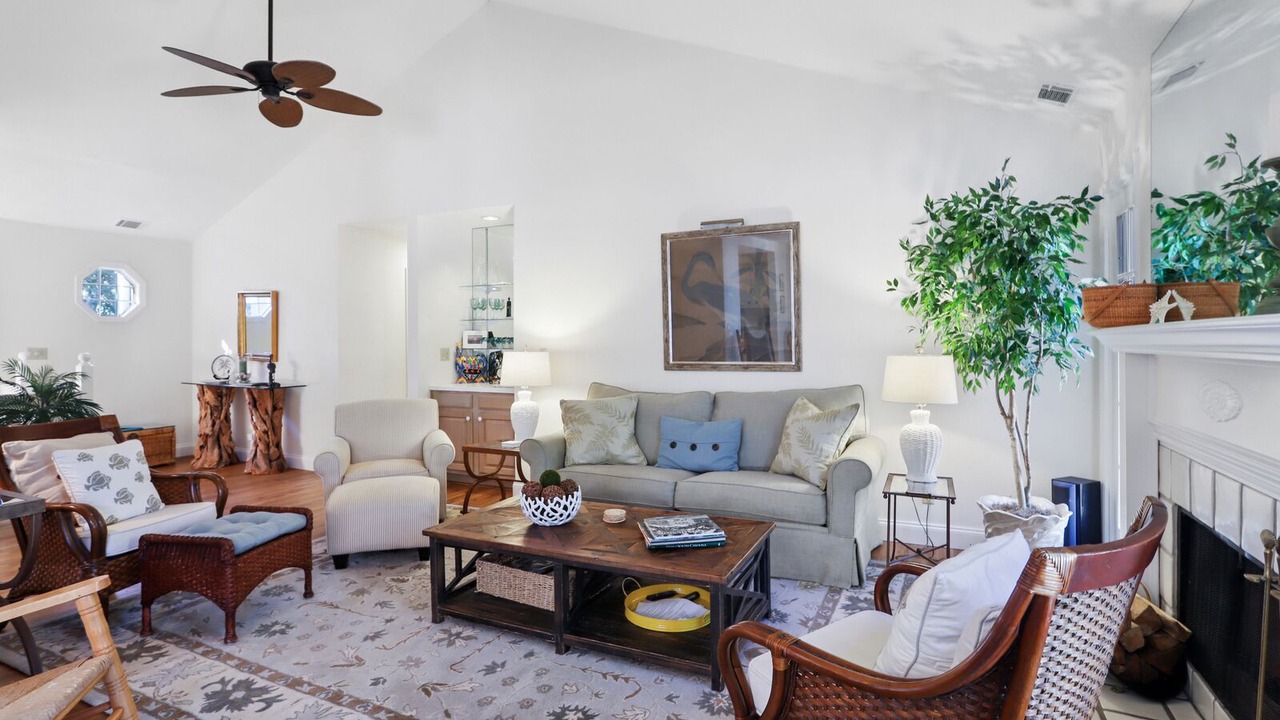 Photo of Livingroom in Shipyard Plantation