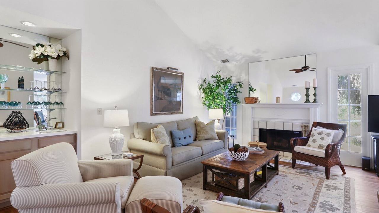 Photo of Livingroom in Shipyard Plantation