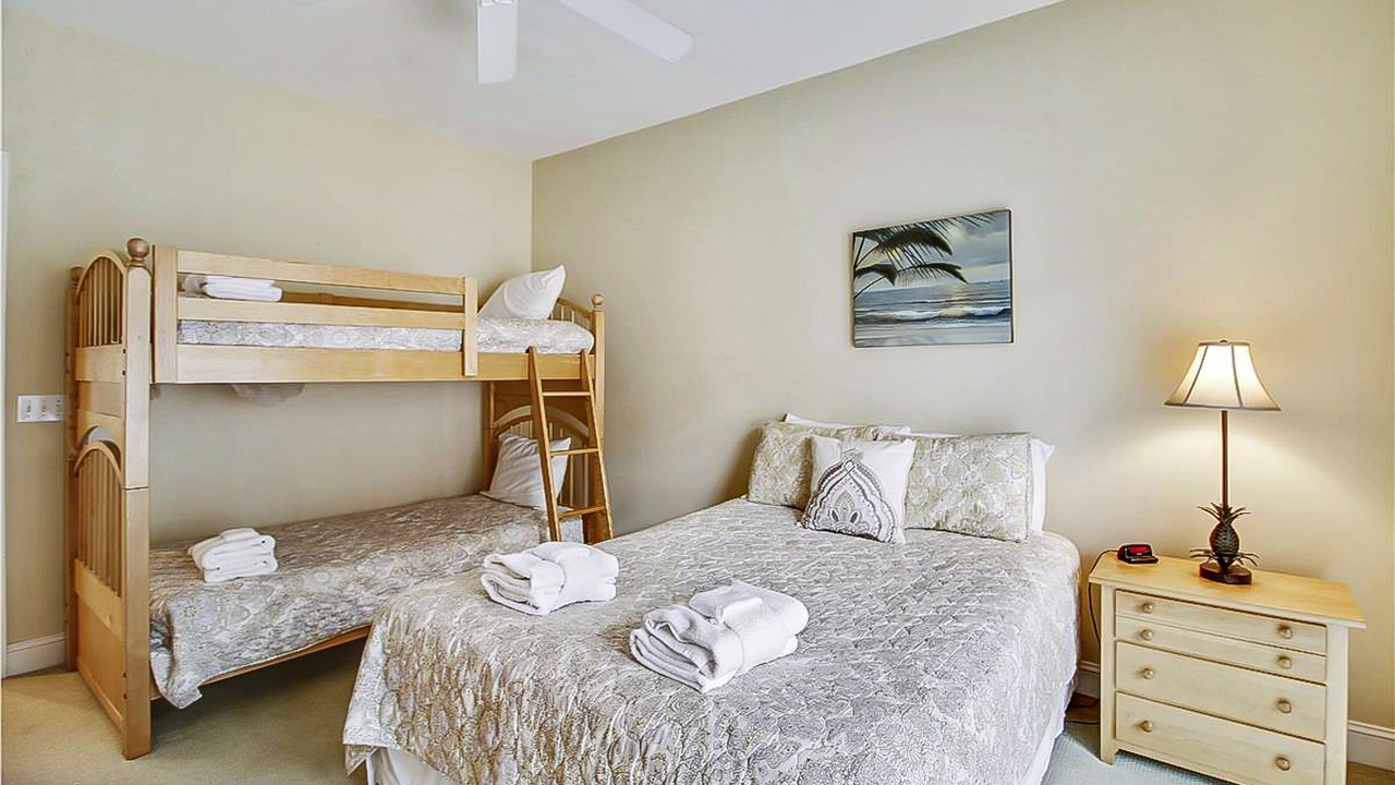 Photo of Bedroom in Palmetto Dunes
