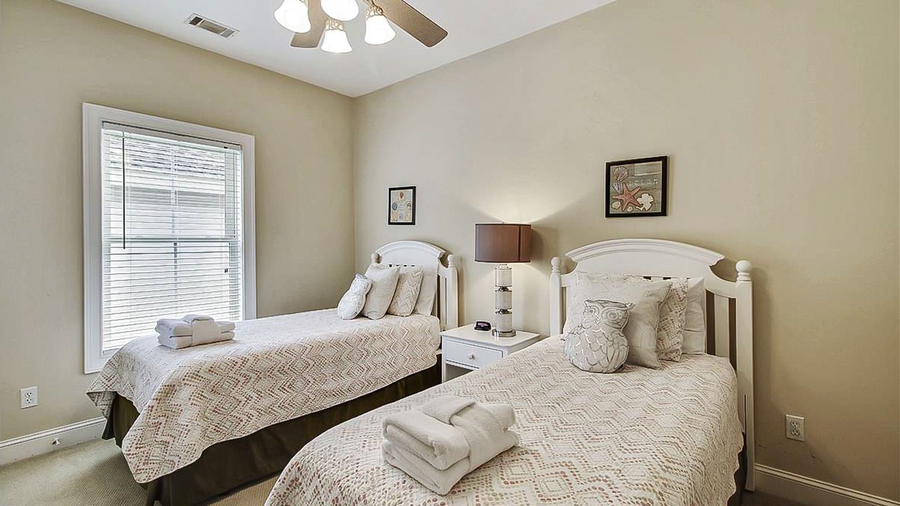 Photo of Bedroom in Palmetto Dunes