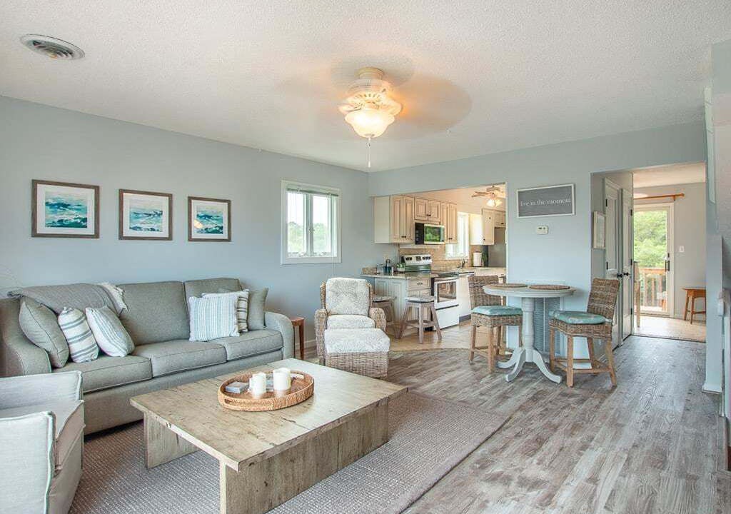 Photo of Livingroom in Sea Acres