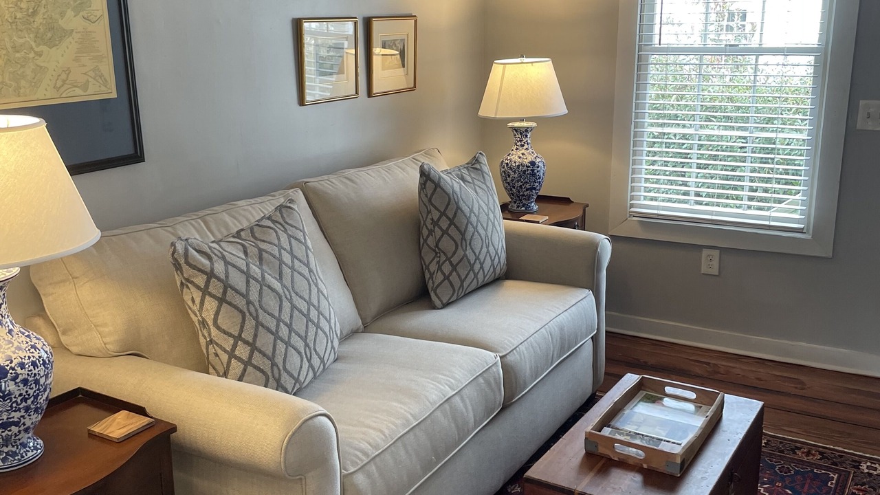 Photo of Livingroom in Historic Downtown Savannah