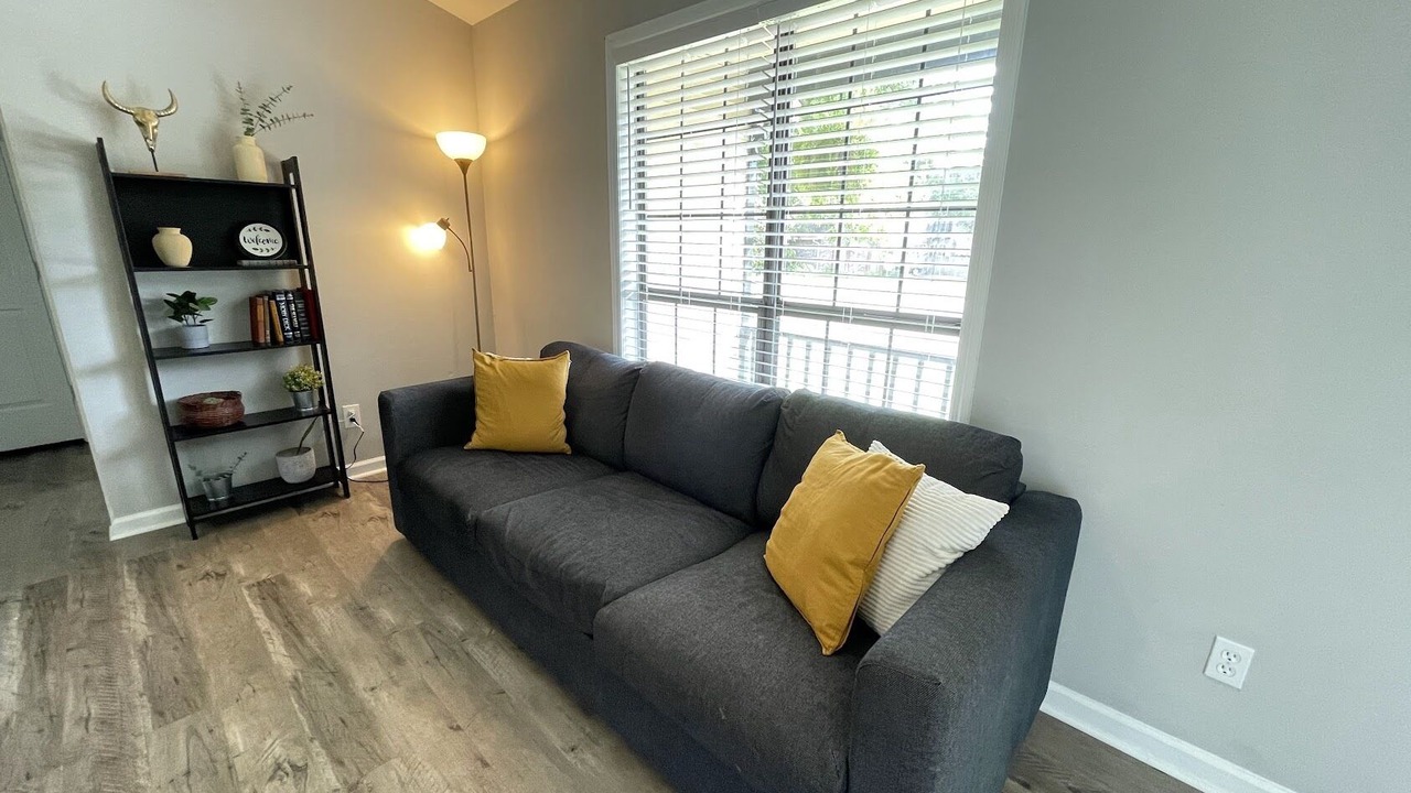 Photo of Livingroom in Ladson