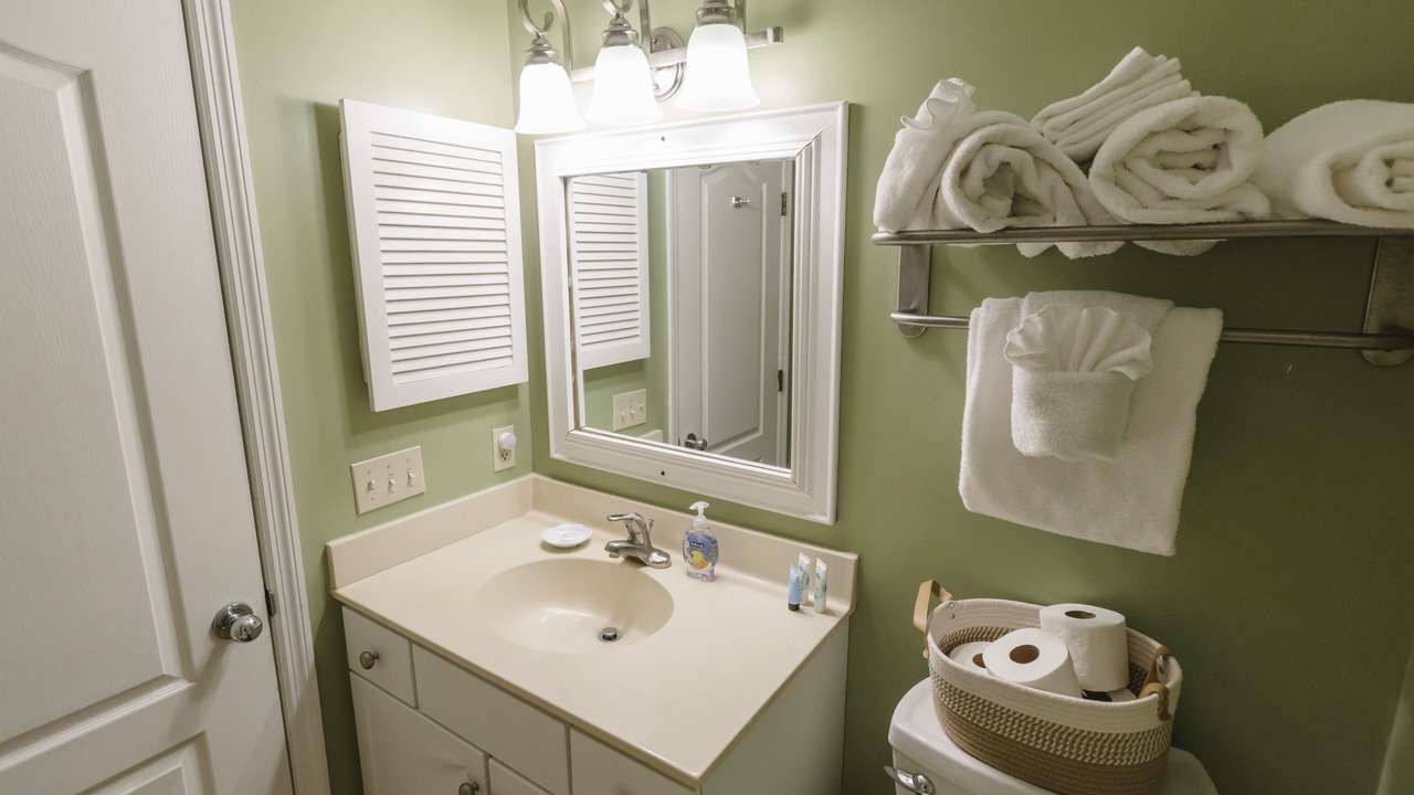 Photo of Bathroom in Ocean Ridge