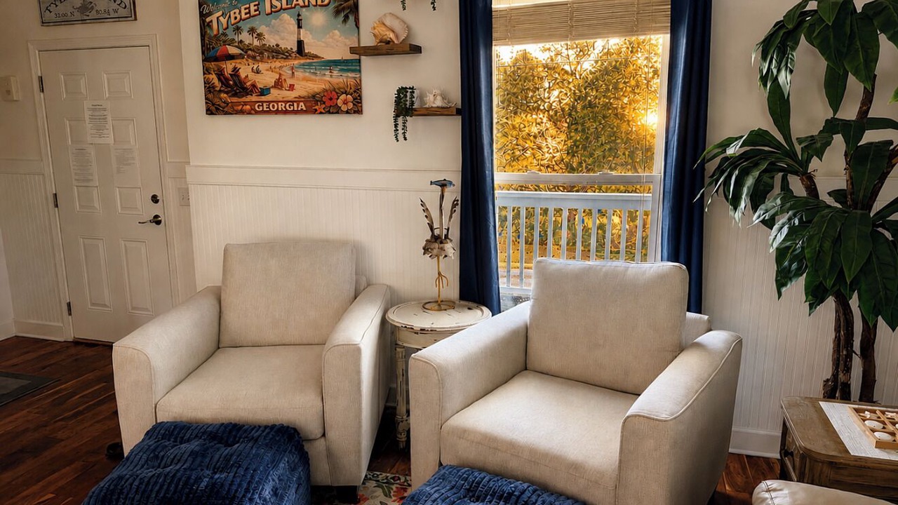 Photo of Livingroom in Savannah Beach